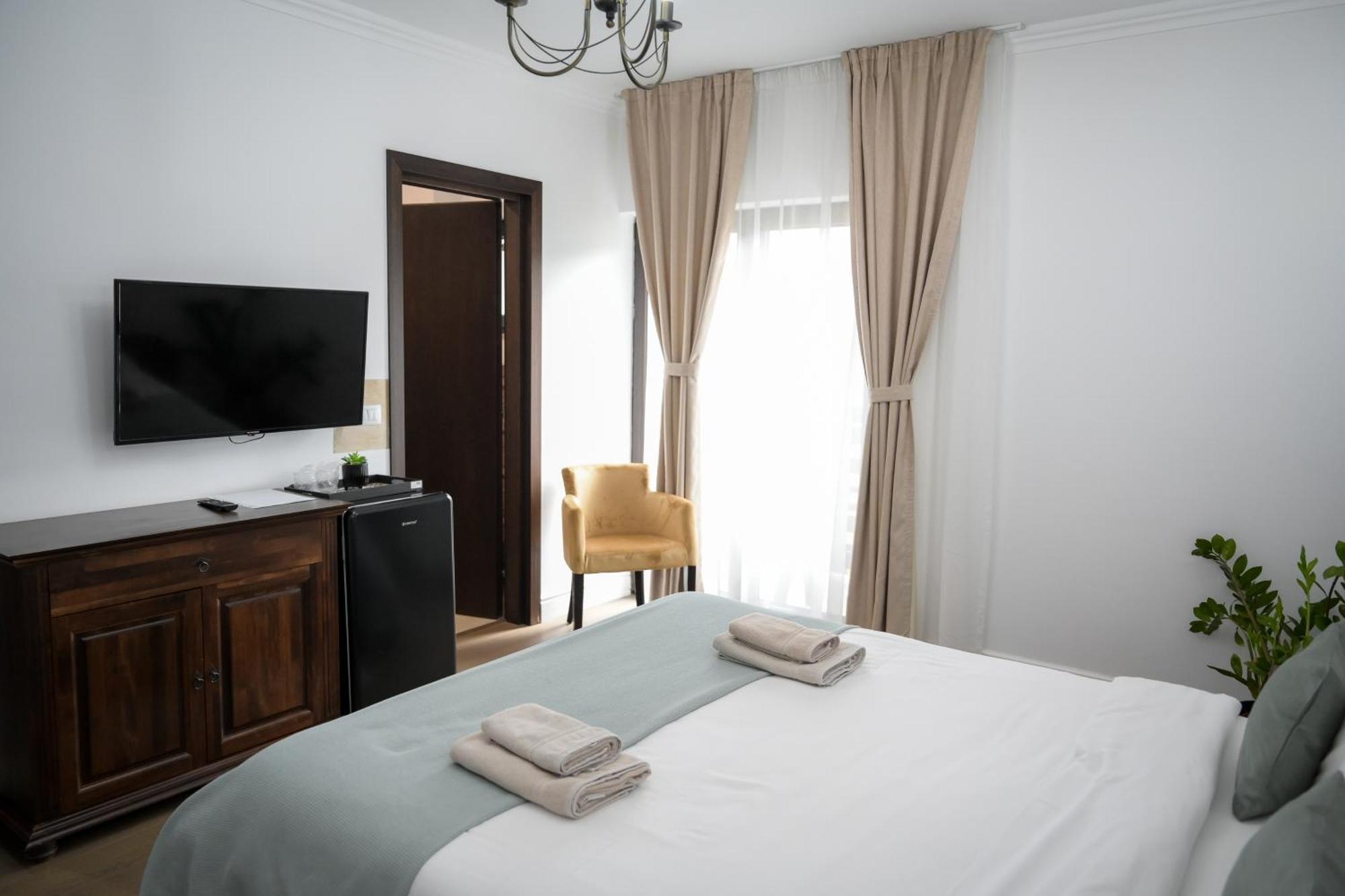 Hotel Yara Vişeu de Sus Dış mekan fotoğraf