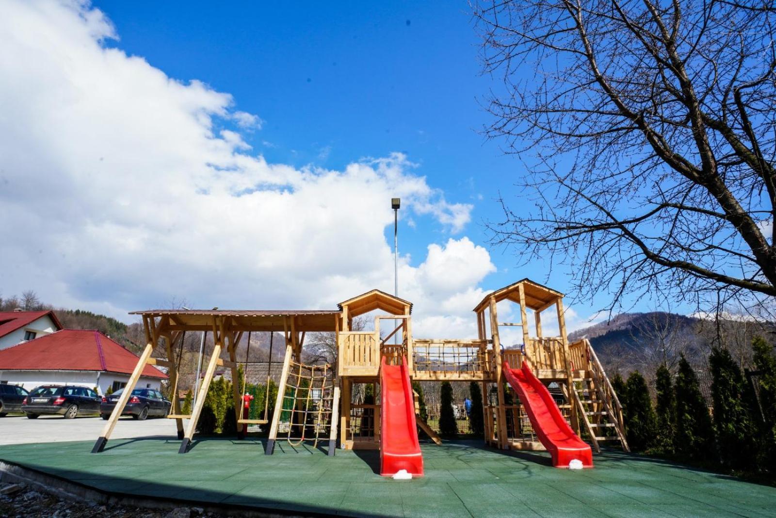 Hotel Yara Vişeu de Sus Dış mekan fotoğraf